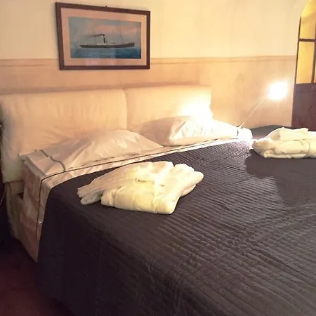 아파트 La Casa Di Einstein *