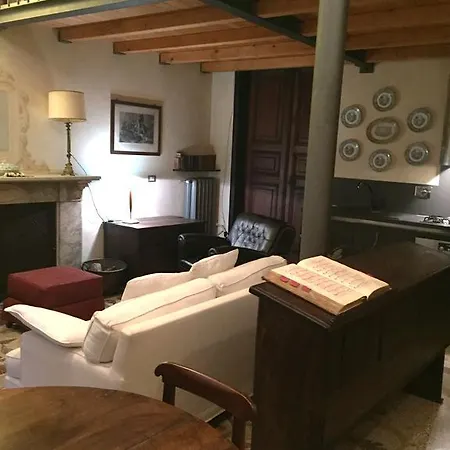 La Casa Di Einstein 아파트 *